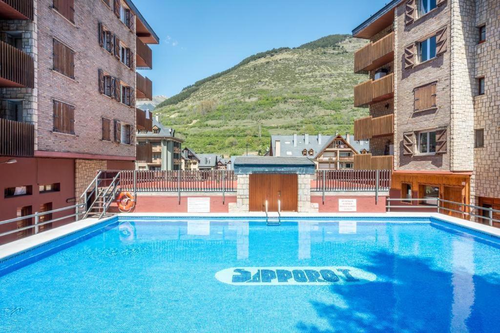 Apartamento Centro Vielha Zewnętrze zdjęcie